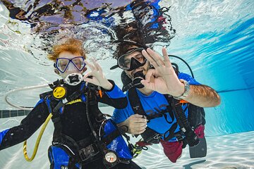 Discover Scuba Diving - Explore the Sea 