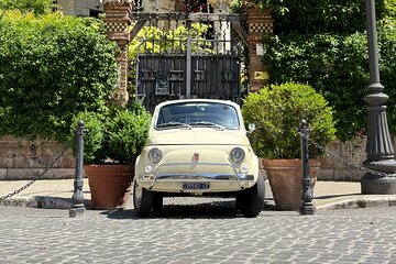 Rome Fiat 500 Vintage Tour with Personal Driver