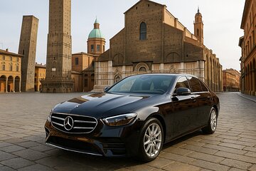 Private transfer from Bologna Airport to Bologna City 