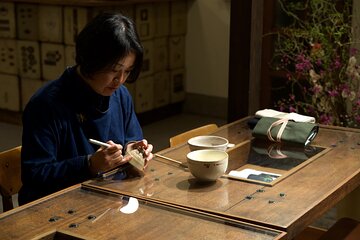  Kintsugi Workshop: Beauty in Brokenness 