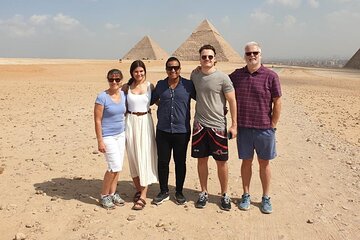 Giza Pyramids and Egyptian Museum with Lunch Abu Tarek Koshary