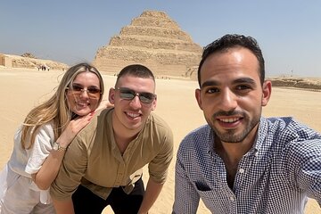 Pyramids, Museum & Old Cairo l Day Tour