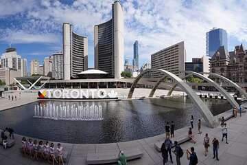 1 Day City Sightseeing Tour at Toronto City