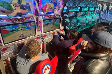 Solo Travelers Unite in Tokyo