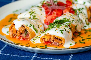 Food Tour: Taste Istanbul like a local