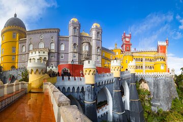 From Lisbon: Sintra Highlights and Pena Palace Full-Day Tour
