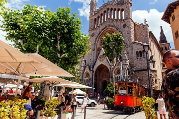 Majorca Tour by Train, Tram, Boat and Bus with a Polish Guide