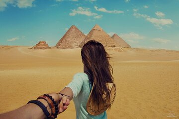 Private Half-Day Tour to Giza Pyramid ,Sphinx and Camel Ride