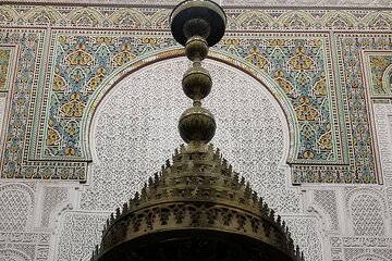 Fes Day Trip Moulay Idriss Volubilis and Meknes Tour