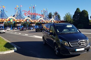 Private Transfer from Paris Centre to Disneyland Paris