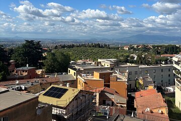 Frascati and Castelli Romani Walking Tour not far from Rome