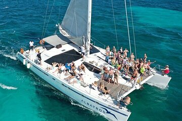 Sail Away Catamaran Day Trip with Snorkeling to Isla Mujeres