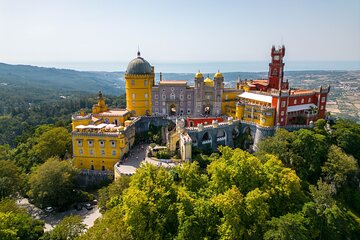 Sintra: Pena Palace, Regaleira, Roca & Cascais Day Tour