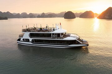 Full Day Halong Bay Cruise from Hanoi – Best Selling Tour
