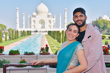 2-Day Agra Tour: Taj Mahal Sunrise, Agra Fort & Cooking Class