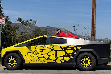 30min Driving Tour : Explore Los Angeles in Cybertruck