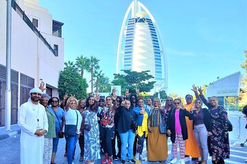 Modern Dubai Awaits: A Futuristic City Guided Tour with Transfers