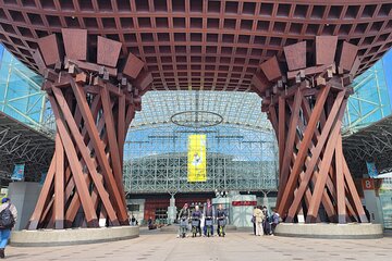 Kanazawa full day E-bike Tour