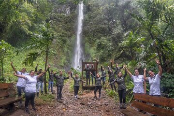 Hiking the Cascada Los Frailes