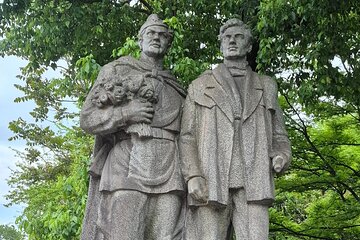 Sofia: Communist And Royal Heritage Tour With Local Expert