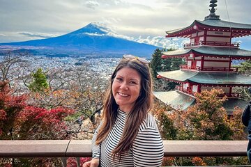 Mt Fuji Tour with Japanese Local Guide on Private Car from Tokyo