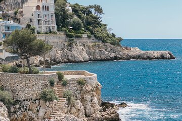 Sunny Hike from Nice to Villefranche with a Chill at the Beach