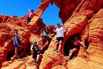  Valley of Fire Full Day Guided Tour 