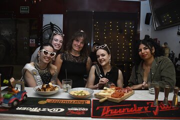 Barcelona Alternative Street Art, Graffiti and Tapas Tour
