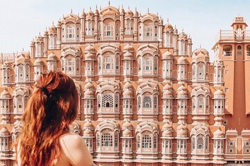 Explore Jaipur with a Licensed Guide
