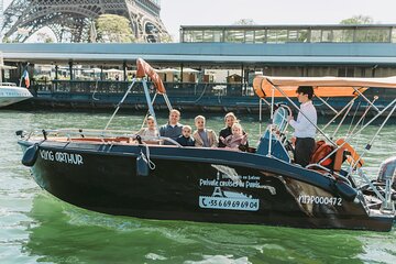 Paris Top Sights Seine River Private Boat Excursion.