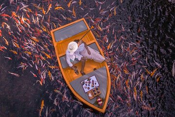Ubud: Exclusive Romantic Photo Cruise with Gourmet Delights