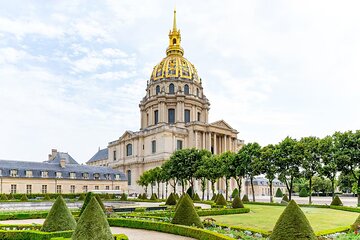 Napoleons Tomb and Army Museum 