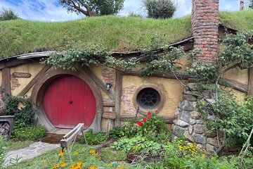 Hobbiton Movie Set Guided Tour