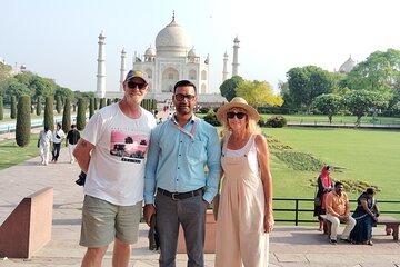 Same Day Private Tour: Taj Mahal, Agra Fort & Mathura Vrindavan