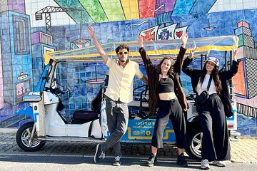Private Half Day Sightseeing Tour in Lisbon by Tuktuk
