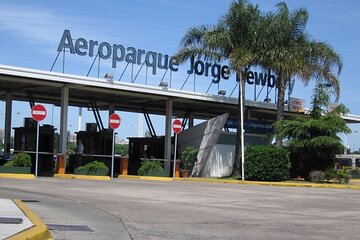 Private Airport Transfer In or Out: Aeroparque (AEP)–Buenos Aires