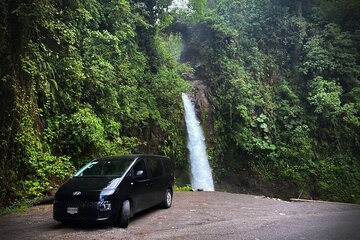 Private Transport Arenal to San Jose - Premium Service VIP