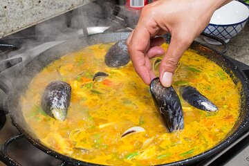 Hands-On Spanish Cooking Class in Barcelona
