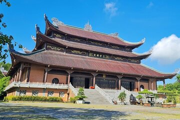 From Hanoi: Discover Bai Dinh, Trang An Boat Tour & Mua Caves