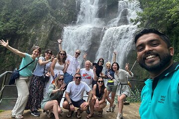 Scenic Road Trip and Train Ride From Kandy To Ella 