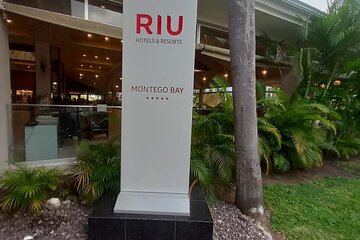 Transportation to any resort in Montego bay 