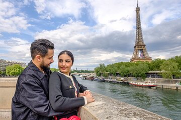 Paris: Your Own Private Photoshoot at the Eiffel Tower