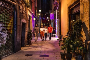 Explore Barcelona's Trendy El Born With A Local Host