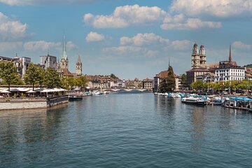 Zurich 360 City Walk Tour Including Hidden Spots