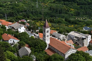 Green Line: Dalmatia For Nature Lovers with Sightseeing Bus