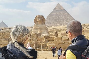 Full-Day Cairo Tour Pyramids, Museum & Lunch - Sharm El Sheikh