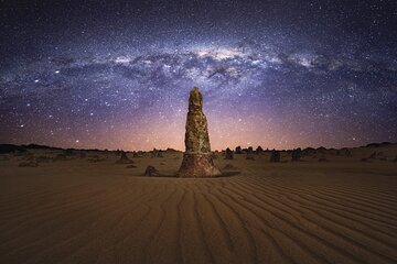 Pinnacles Desert Sunset and Stargazing Adventure Tour