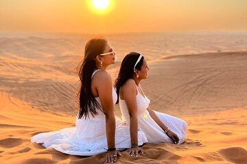 Morning Desert Safari with Falcon Photo and Sand Boarding