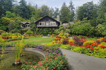Gratuity Based Walking Tour in Stanley Park
