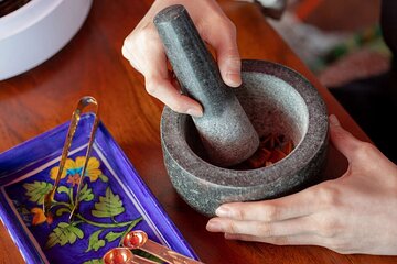 Private Tour: Tea Culture & Daxi Old Street+Hotel &Airport Pickup